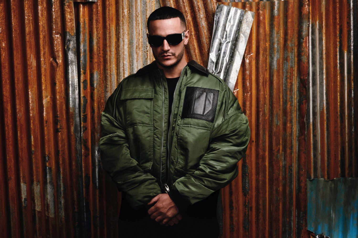 «Nomad»: Ο DJ Snake δημιουργεί ένα παγκόσμιο οδοιπορικό χωρίς σύνορα με Stray Kids, Travis Scott και Future