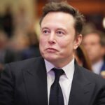 Elon Musk εναντίον Billie Eilish: «Δεν είναι το πιο κοφτερό μυαλό» – Η καυστική απάντηση για τον πλούτο των τρισεκατομμυρίων