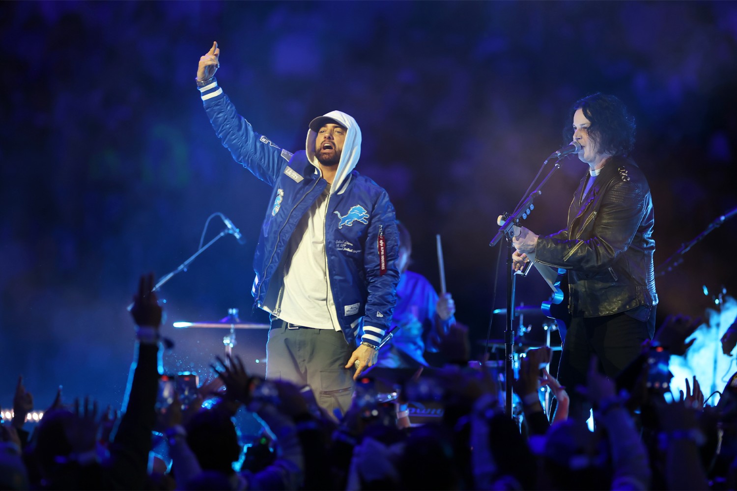 Jack White και Eminem μοιράστηκαν τη σκηνή για πρώτη φορά – Η εμφάνιση – έκπληξη που ενθουσίασε