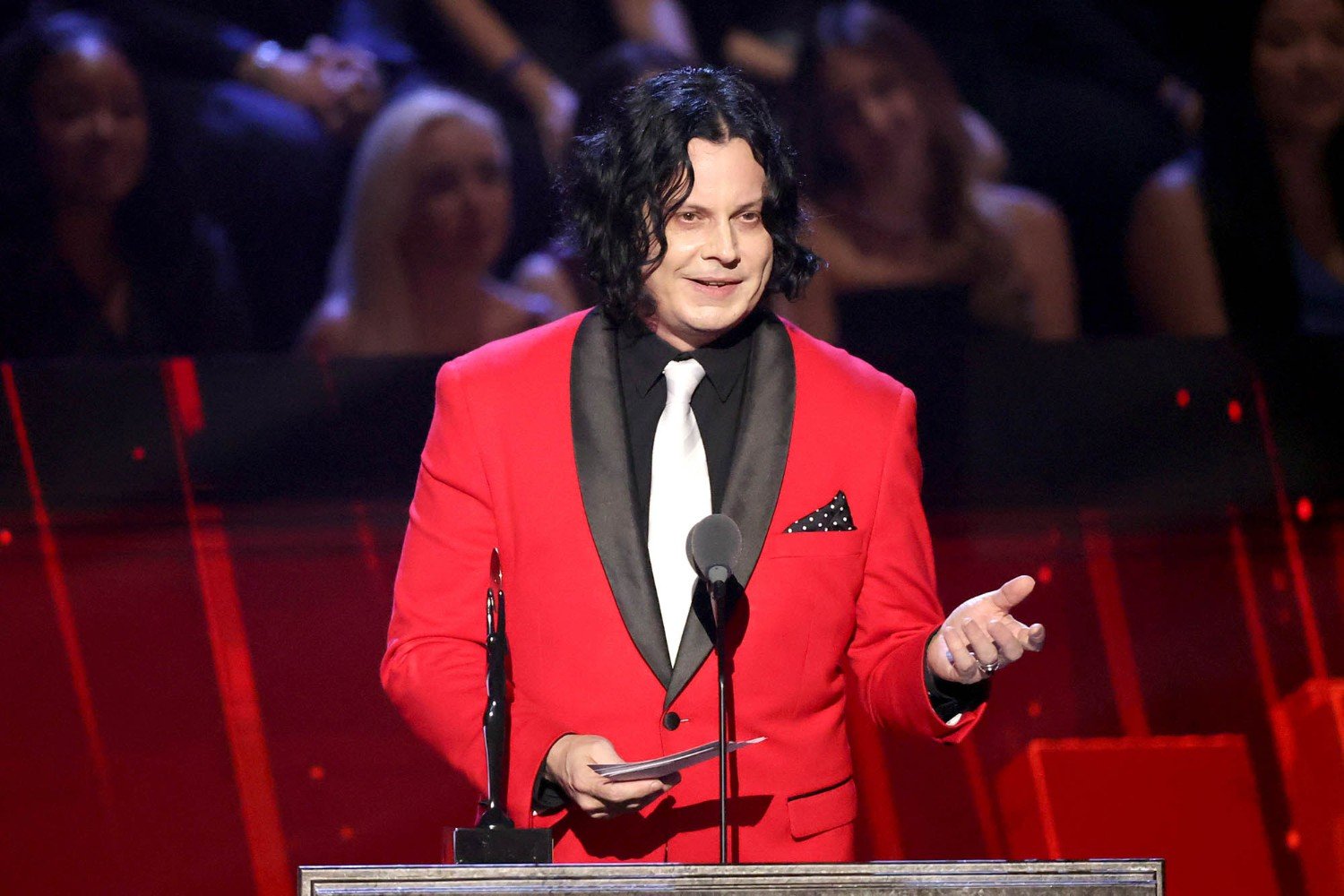 White Stripes: Τιμήθηκαν από Olivia Rodrigo και Iggy Pop στο Rock and Roll Hall of Fame