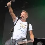 Peter Hook: Η δικαίωση των Joy Division, το διαζύγιο με τους New Order και το Rock & Roll Hall of Fame