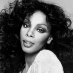 Η Donna Summer εντάχθηκε μετά θάνατον στο Songwriters Hall of Fame:  «Είναι πολύ χαρούμενη κάπου εκεί ψηλά»