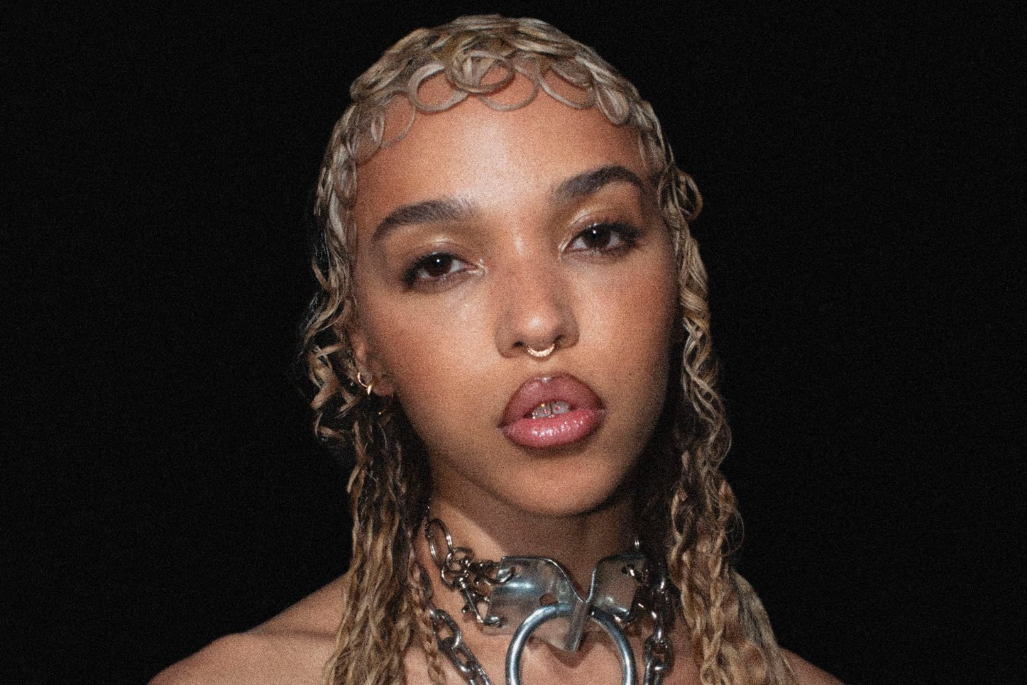 FKA Twigs: Σκληρή δικαστική αντεπίθεση από τις The Twigs για το όνομά της