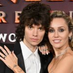 Η Miley Cyrus και ο Maxx Morando αφήνονται στη δύναμη του έρωτα στο video του «Let’s Get Married»