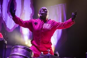 Slipknot: Ο Shawn «Clown» Crahan αποκαλύπτει το σκεπτικό πίσω από το ανατρεπτικό video clip του «Arsenal»