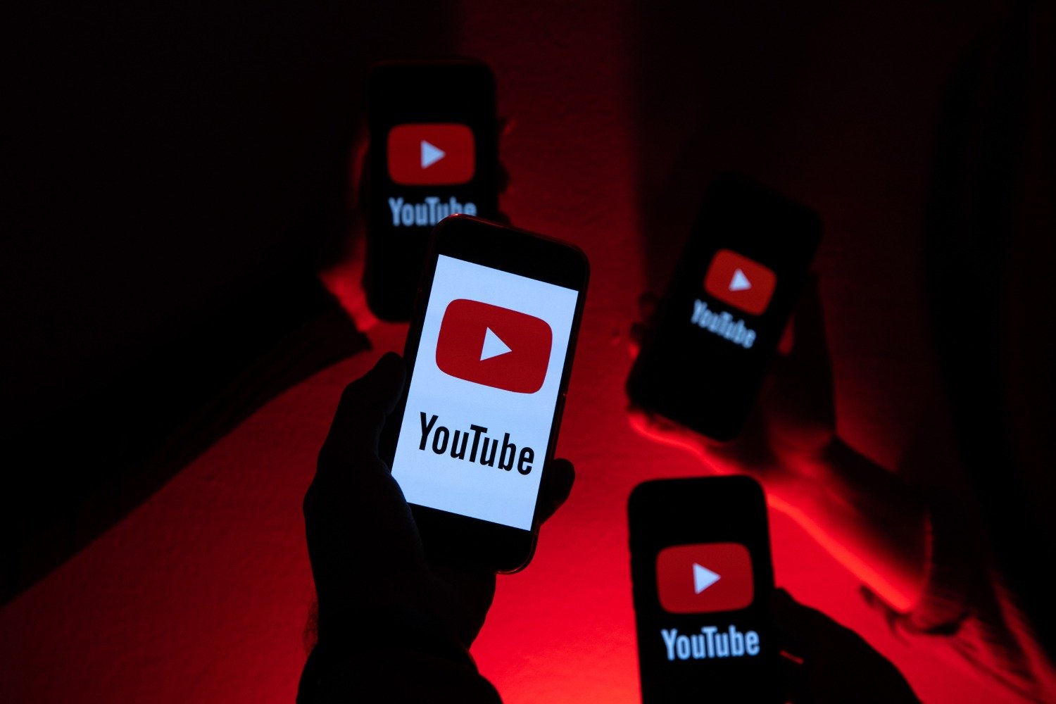 Το YouTube αποχωρεί από τα charts του Billboard – Σεισμός στη μουσική βιομηχανία