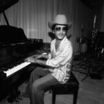Ο Bruno Mars αλλάζει σελίδα – Η νέα παγκόσμια συνεργασία με την Avex Music Group