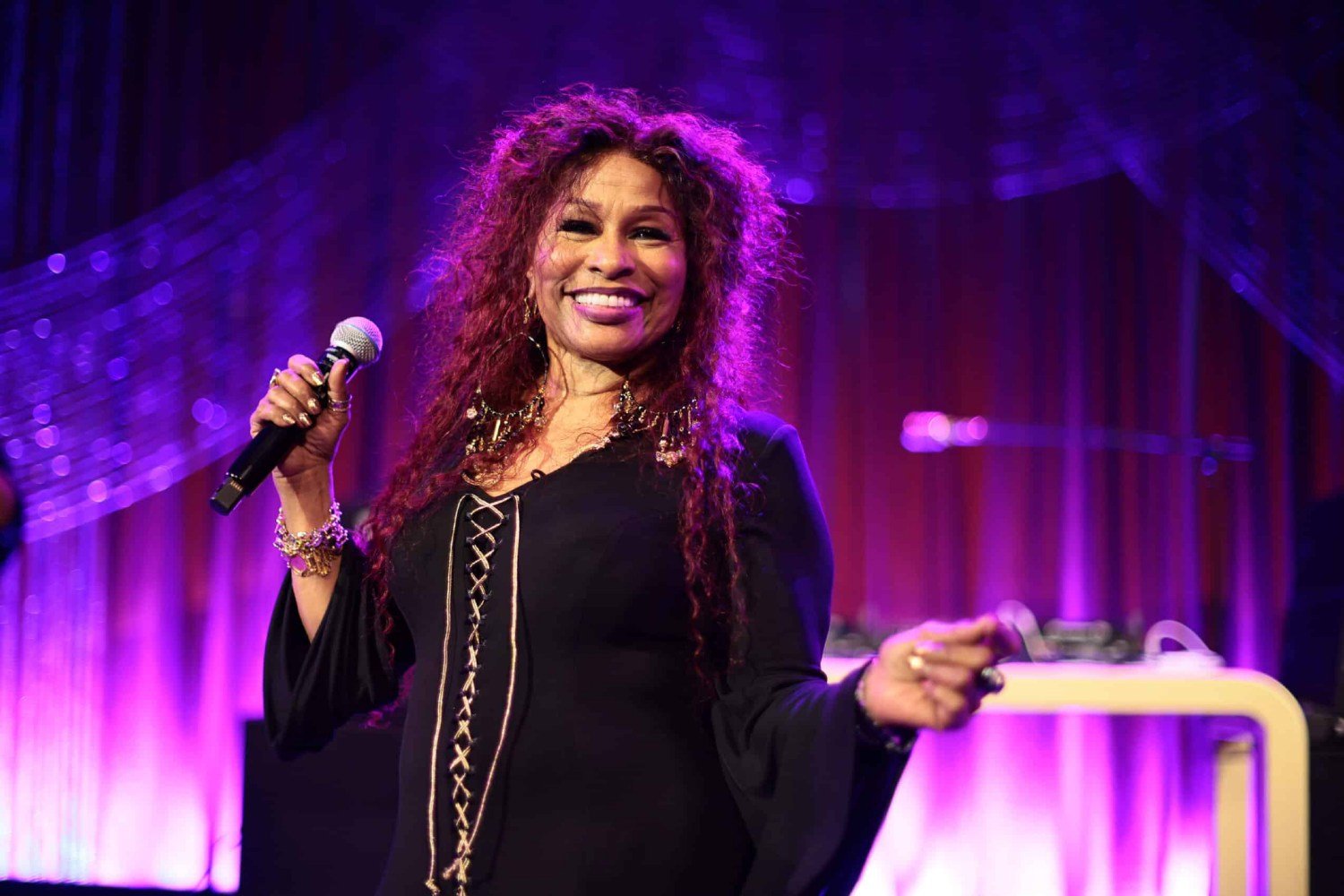 Chaka Khan και St. Vincent βραβεύονται από τις Sia και Olivia Rodrigo  στα Resonator Awards 2026