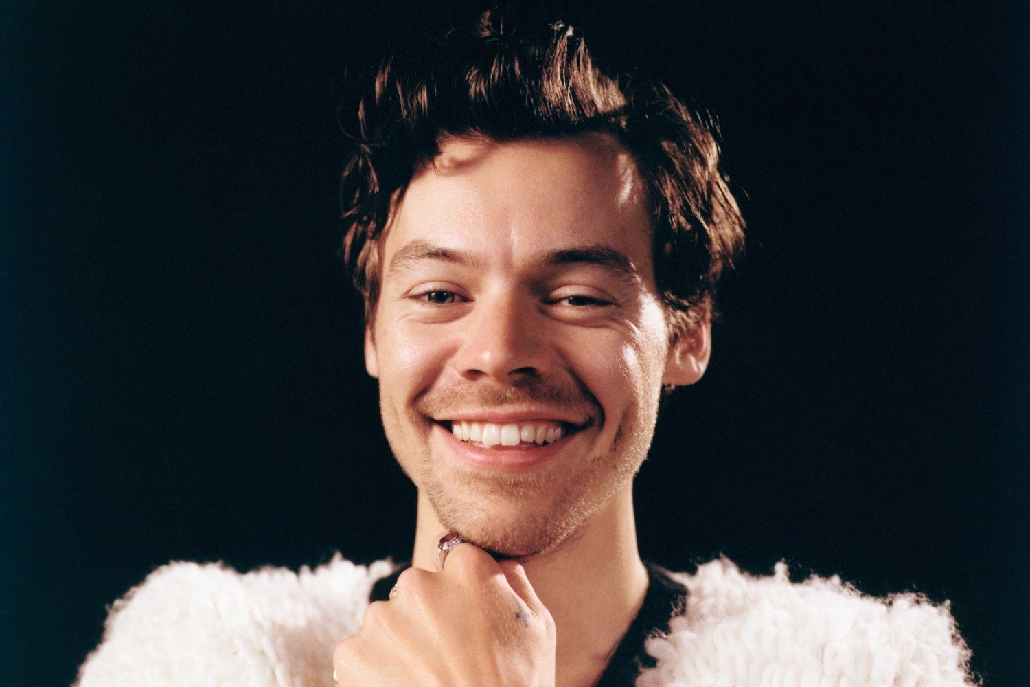 Harry Styles: Τιμήθηκε από την αγαπημένη του παιδική εκπομπή μετά το ιστορικό ρεκόρ στο Στάδιο Wembley Harry Styles: Τιμήθηκε από την αγαπημένη του παιδική εκπομπή μετά το ιστορικό ρεκόρ στο Στάδιο Wembley