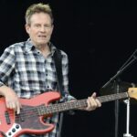 Ο John Paul Jones των Led Zeppelin βγάζει στο σφυρί τον εξοπλισμό του – Οι vintage θησαυροί και ο ενισχυτής που «έκαψε» ο Dave Grohl