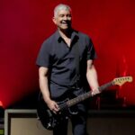 Pat Smear: Εκτός Foo Fighters μετά από «αλλόκοτο ατύχημα στον κήπο» – Χάνει τις συναυλίες τους
