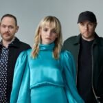 CHVRCHES: Η εμφάνιση στο φινάλε του «Tell Me Lies» και η «αγριότητα» του νέου άλμπουμ τους