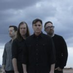 Jimmy Eat World: Γιατί «αποστασιοποιούνται πλήρως» από το emo παρελθόν τους