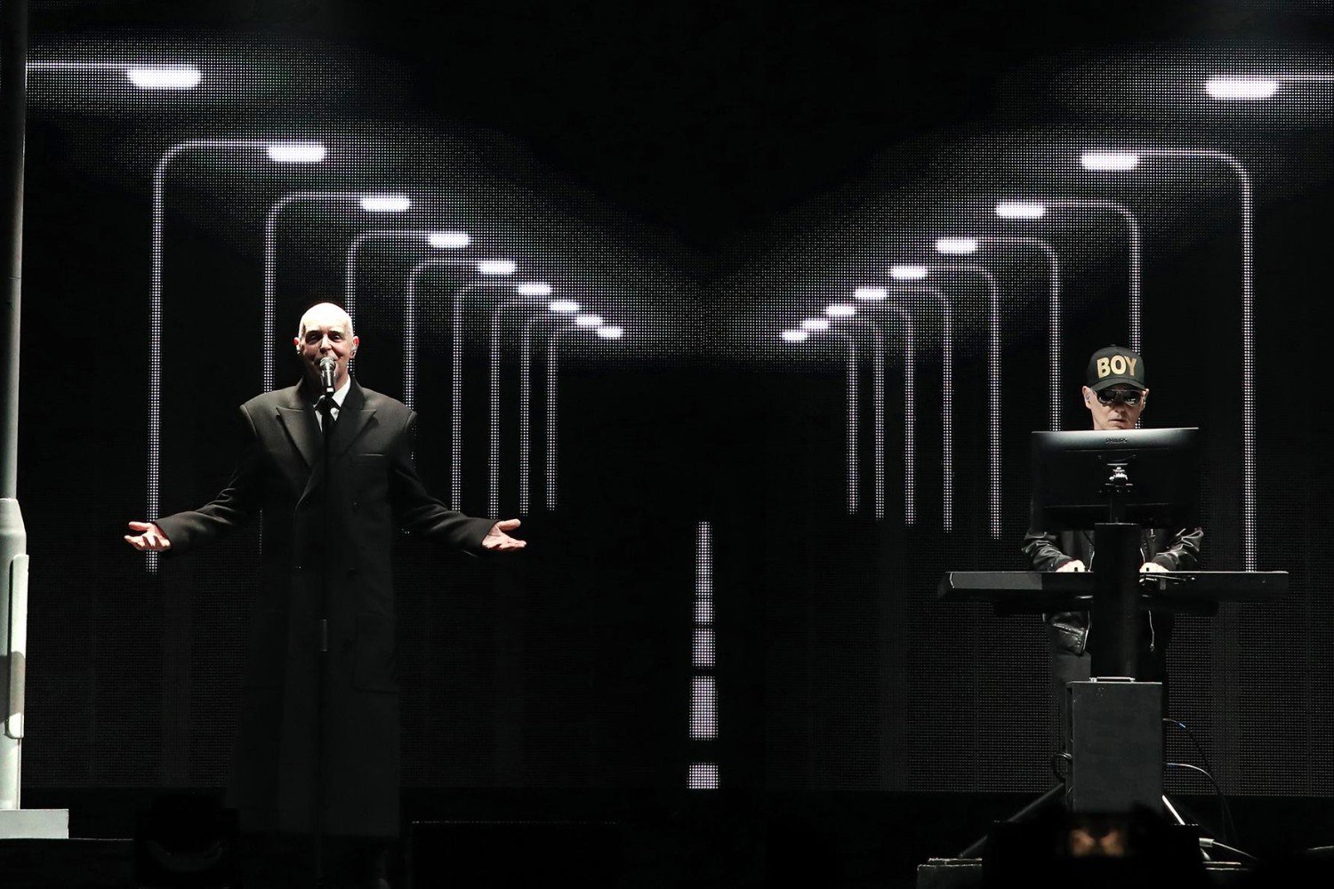 Οι Pet Shop Boys φέρνουν το μεγαλύτερο show της καριέρας τους στο Release Athens 2026