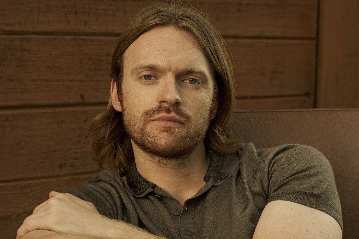 Finneas: «Είδα κάθε σκηνή 100 φορές» – Πώς η σχολαστική λεπτομέρεια γέννησε το soundtrack της δεύτερης σεζόν του «Beef» Finneas: «Είδα κάθε σκηνή 100 φορές» – Πώς η σχολαστική λεπτομέρεια γέννησε το soundtrack της δεύτερης σεζόν του «Beef»