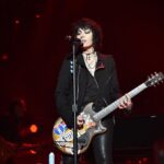 Joan Jett: Ακυρώνει τις συναυλίες της μετά από χειρουργική επέμβαση στη σπονδυλική στήλη