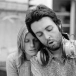 Ο Paul McCartney και η απελευθερωτική δύναμη της Linda: Το μάθημα ζωής που τον άλλαξε για πάντα