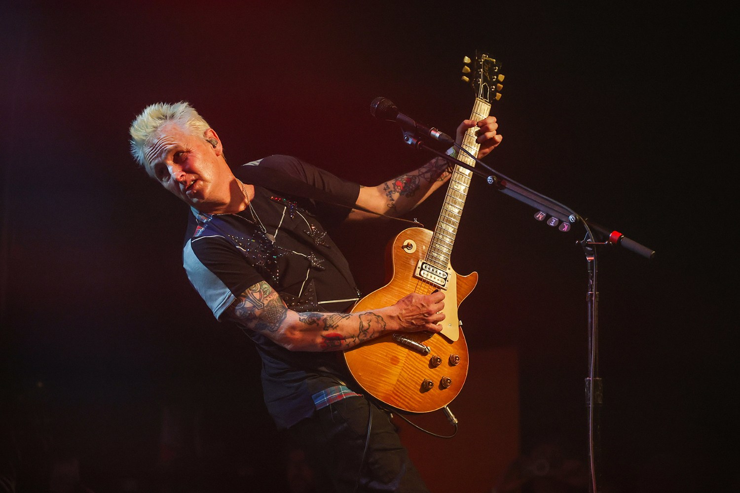 Ο Mike McCready των Pearl Jam παρουσιάζει τη δική του grunge όπερα – Ένα ταξίδι μέσα από τις στάχτες και τη δόξα του Σιάτλ
