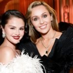 Miley Cyrus: Η εμφάνιση – έκπληξη της Selena Gomez στο επετειακό αφιέρωμα του «Hannah Montana»