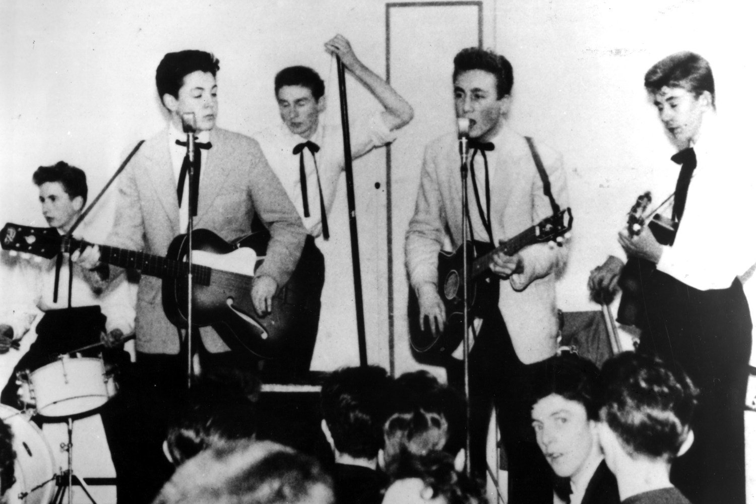 Ο Paul McCartney αποχαιρετά τον Len Garry των The Quarrymen: «Ο αγαπημένος μου παλιός φίλος»