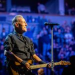 Bruce Springsteen: Τραγουδά το «Purple Rain» του Prince – Το ηχηρό κάλεσμα αλληλεγγύης