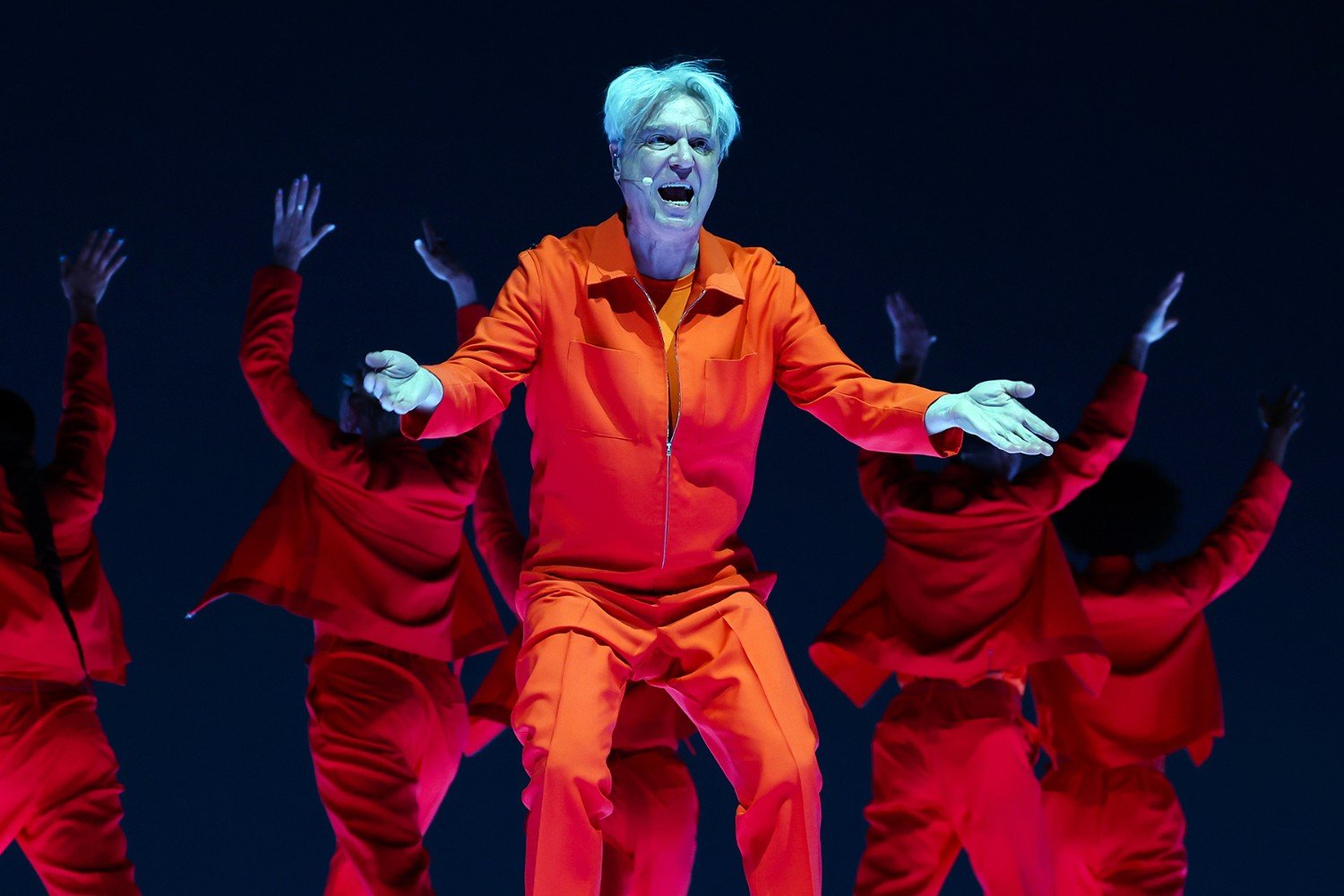 David Byrne: Μία μυσταγωγική γιορτή ανθρωπιάς και αντίστασης στην έρημο του Coachella