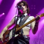 King Princess: Το θεατρικό ντεμπούτο στο «Girl, Interrupted» και η συνεργασία – έκπληξη με την Aimee Mann