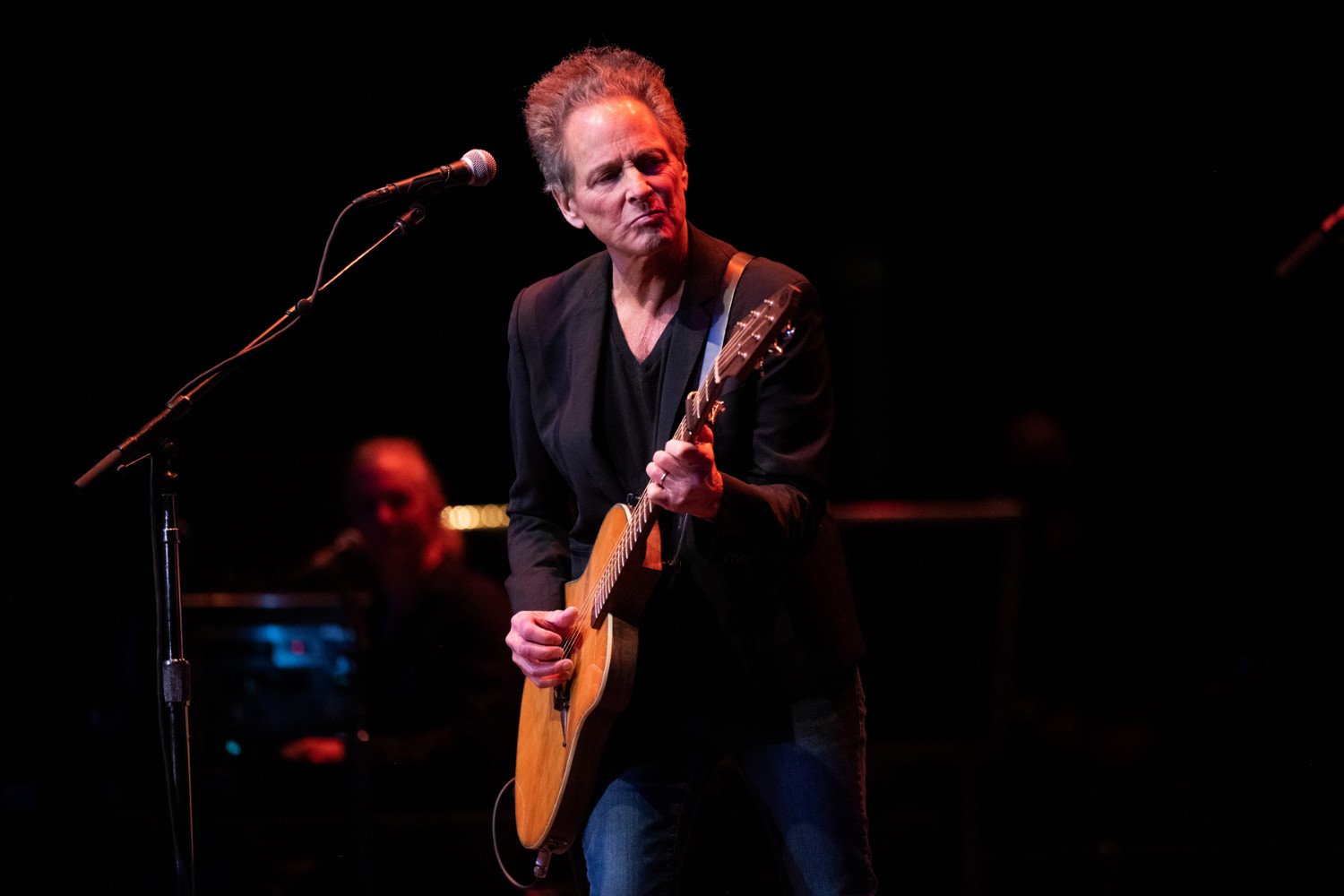 Lindsey Buckingham: Ανίκανη να δικαστεί κρίθηκε η γυναίκα που κατηγορείται ότι τον καταδίωκε επί χρόνια