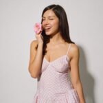 Olivia Rodrigo: Αποκαλύπτει το tracklist του «You Seem Pretty Sad For A Girl So In Love» και προκαλεί αίσθηση με τους ιδιαίτερους τίτλους του