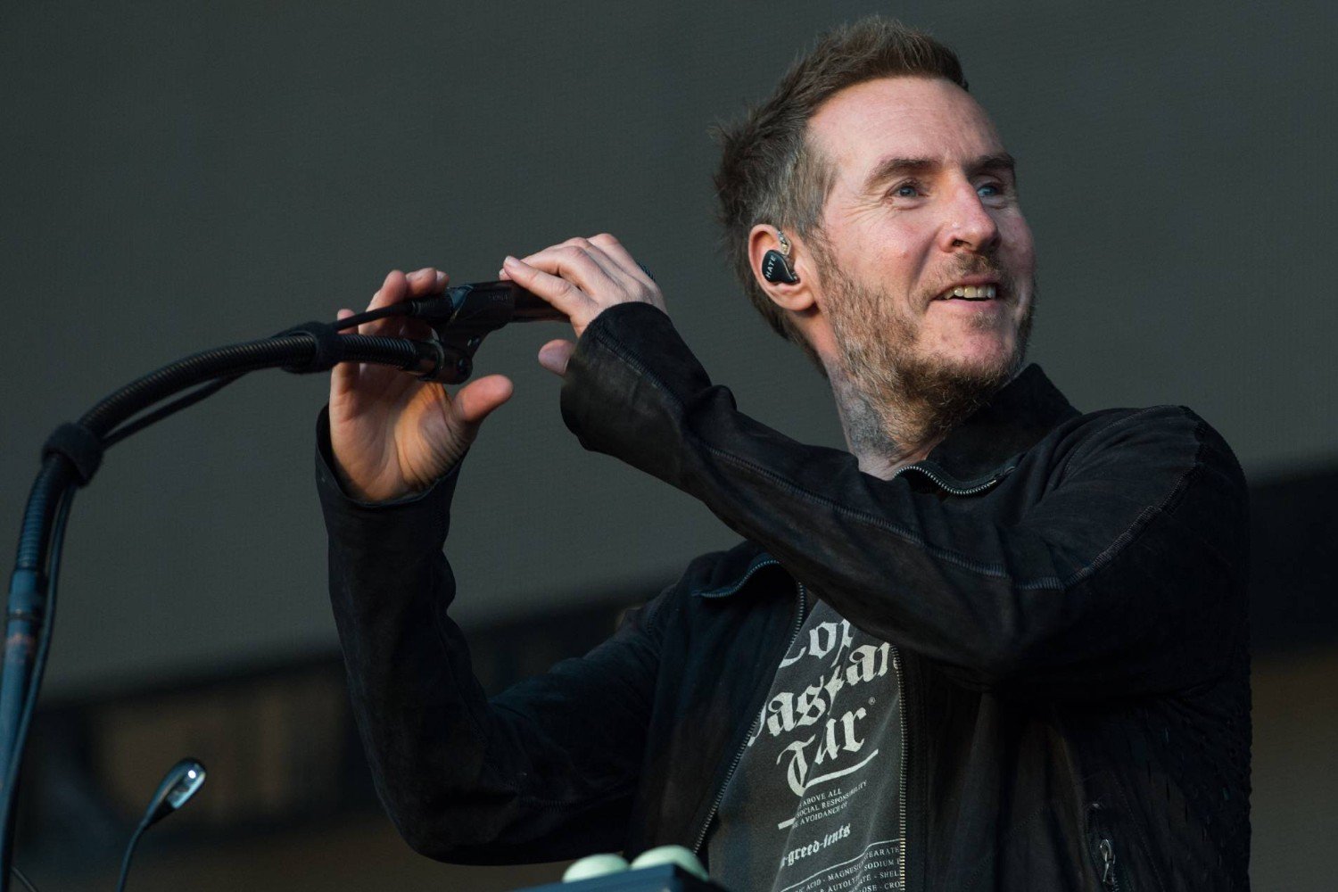 Massive Attack: Ο Robert Del Naja συγκεντρώνει Kneecap και Paul Weller σε ένα άλμπουμ αλληλεγγύης για την Παλαιστίνη Massive Attack: Ο Robert Del Naja συγκεντρώνει Kneecap και Paul Weller σε ένα άλμπουμ αλληλεγγύης για την Παλαιστίνη