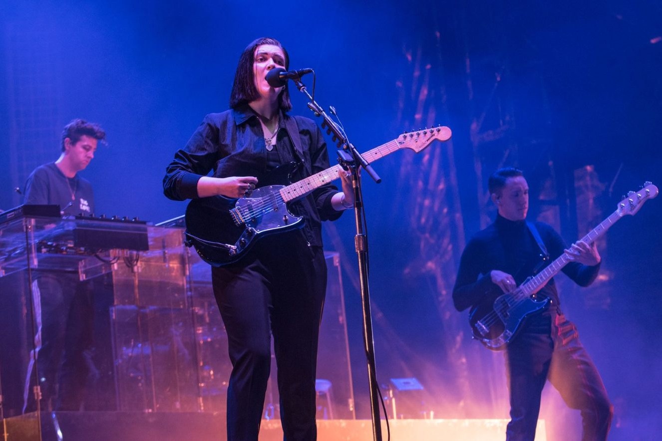 The xx: Η συγκινητική επιστροφή στη σκηνή μετά από οκτώ χρόνια απουσίας