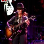 Linda Perry: Γιατί πίστευε ότι η Christina Aguilera «δεν ήταν η κατάλληλη» για το «Beautiful»
