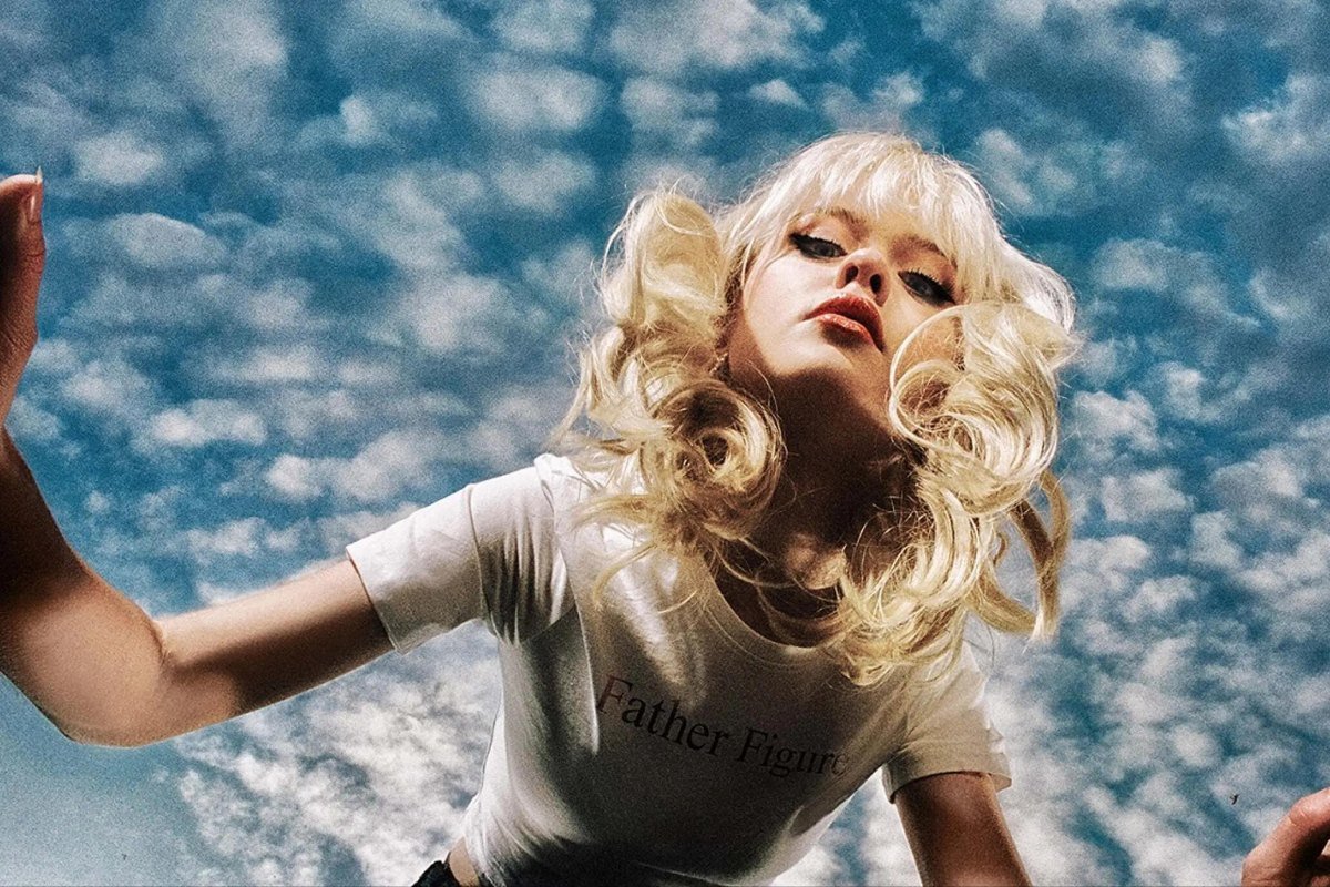 Maisie Peters: Η «εντυπωσιακή» Taylor Swift και η συγκινητική στήριξη του Ed Sheeran Maisie Peters: Η «εντυπωσιακή» Taylor Swift και η συγκινητική στήριξη του Ed Sheeran