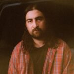 Noah Kahan: Για πρώτη φορά στην κορυφή του Billboard 200 με το «The Great Divide»