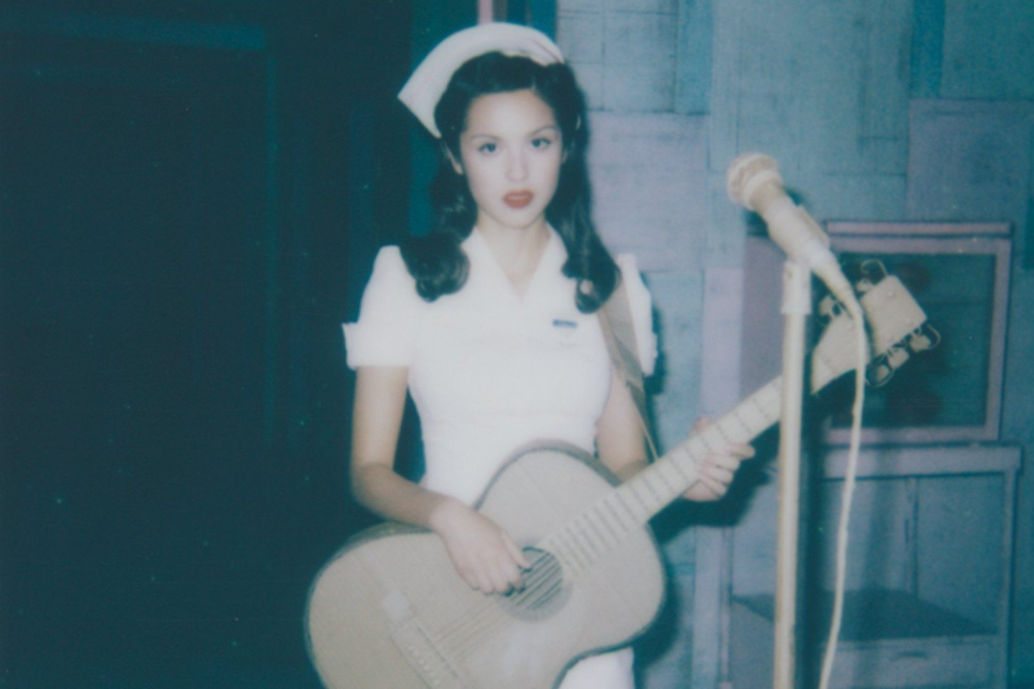 Η Olivia Rodrigo αναζητά τη θεραπεία της καρδιάς στο νέο single «The Cure»