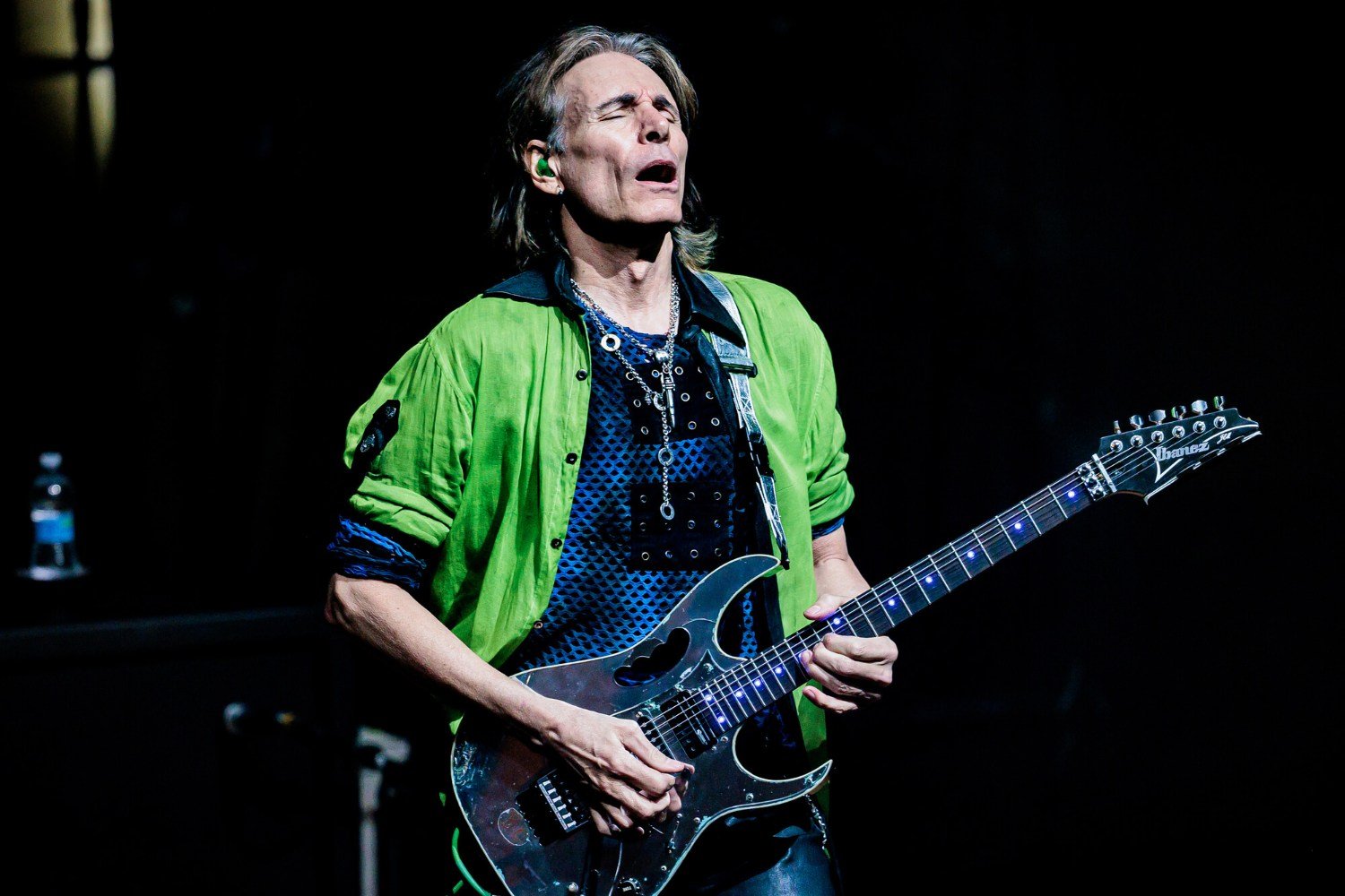 Steve Vai: Το «γλυκόπικρο» αντίο στο θρυλικό του καταφύγιο και στούντιο μετά από 20 χρόνια Steve Vai: Το «γλυκόπικρο» αντίο στο θρυλικό του καταφύγιο και στούντιο μετά από 20 χρόνια