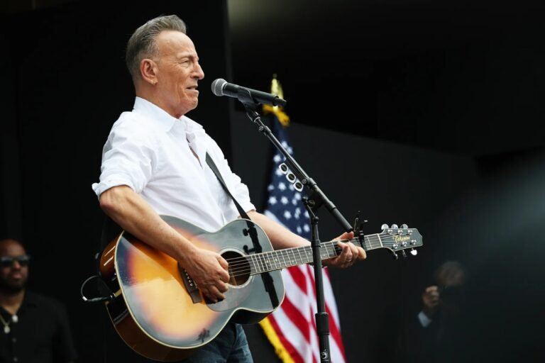 Bruce Springsteen: «Η μουσική και η πολιτική ήταν ανέκαθεν άρρηκτα συνδεδεμένες»