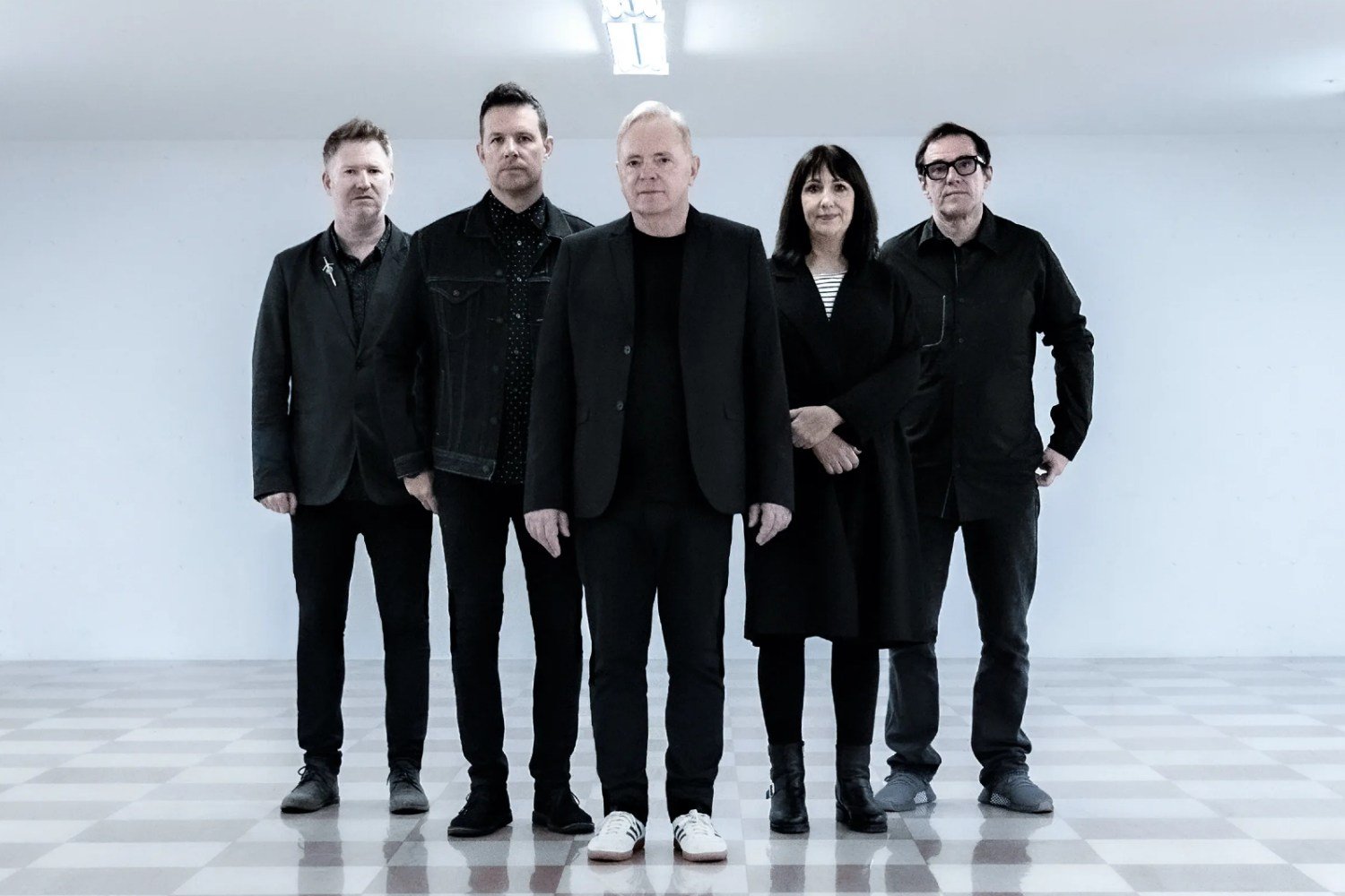 New Order: Αποσύρονται από τις περιοδείες ο Stephen Morris και η Gillian Gilbert