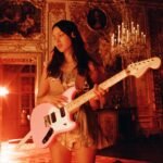 Olivia Rodrigo: «Ένιωσα πνεύματα στις Βερσαλλίες» – Η ανατριχιαστική εμπειρία στα γυρίσματα του «Drop Dead»