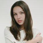 Olivia Rodrigo: Το «You Seem Pretty Sad For A Girl So In Love» για δεύτερη εβδομάδα στο No .1 του Billboard 200