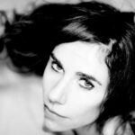 Η PJ Harvey επιστρέφει με το «Voyager» – Μια ορχηστρική χρονοκάψουλα ανάμεσα στα άστρα