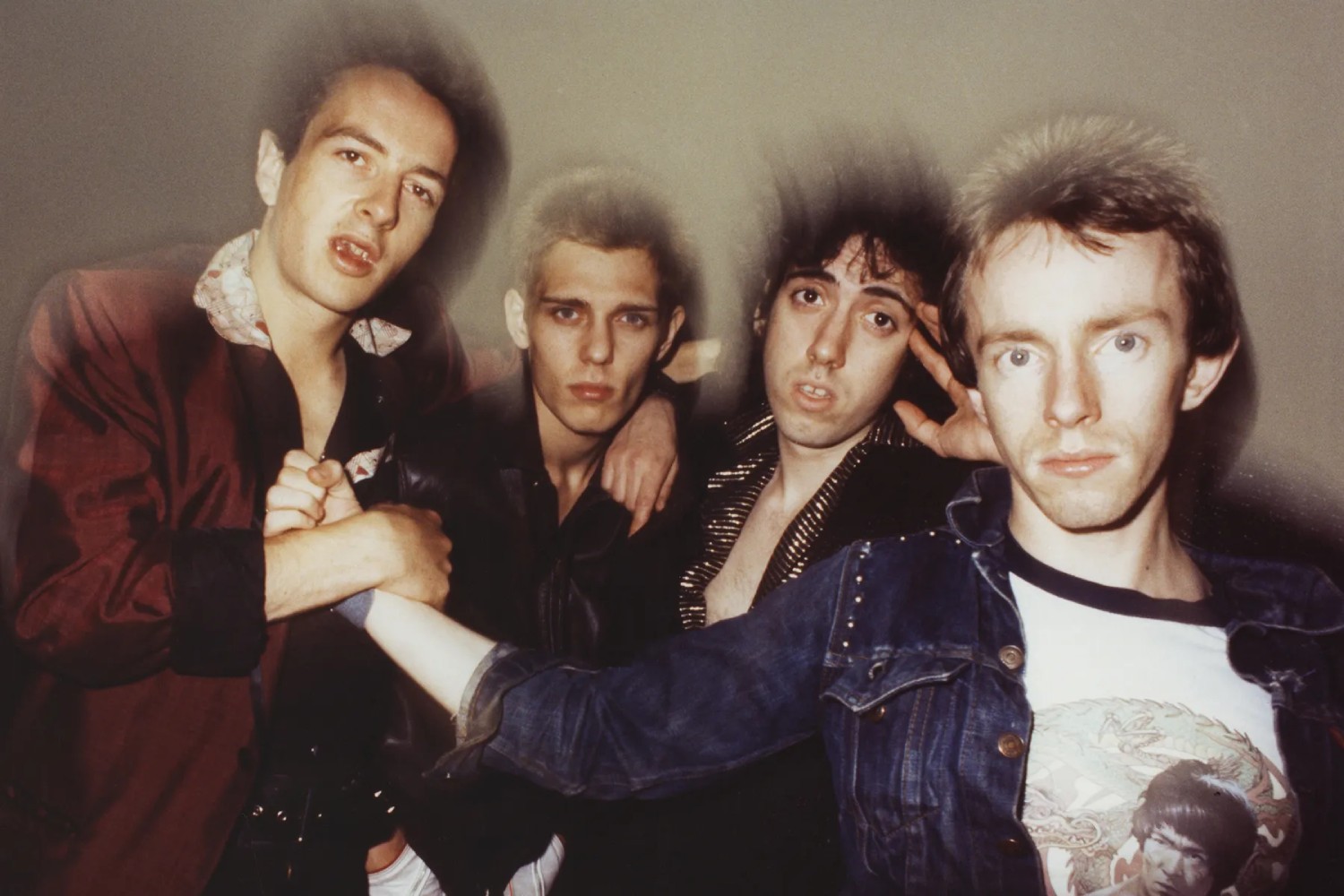 The Clash: Το θρυλικό σπασμένο μπάσο του «London Calling» επιστρέφει στο Λονδίνο The Clash: Το θρυλικό σπασμένο μπάσο του «London Calling» επιστρέφει στο Λονδίνο