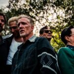 Queens of the Stone Age: Το νέο single «Easy Street» βρίσκει την ομορφιά στα λάθη και την ατέλεια