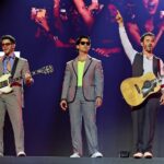 Οι Jonas Brothers παρουσίασαν ζωντανά το νέο τραγούδι «Listen When Sad» – Πότε κυκλοφορεί