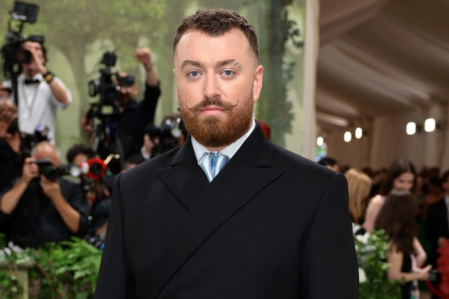 Sam Smith: «Ήμουν πάντα non-binary – Απλώς τώρα βρήκα το λεξιλόγιο για αυτό»