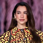 Dua Lipa: Η Samsung ζητά την απόρριψη της αγωγής 15 εκατ. δολαρίων για παράνομη χρήση της εικόνας της