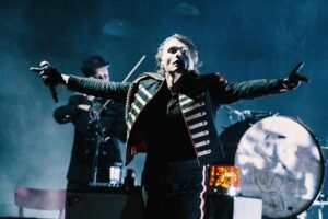 Ο Gerard Way προαναγγέλλει νέο άλμπουμ των My Chemical Romance: «Σας αξίζει ένας ακόμη δίσκος»