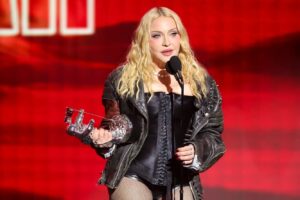 MTV VMA 2026: Η σαρωτική βραδιά της Madonna και ο θρίαμβος της Taylor Swift