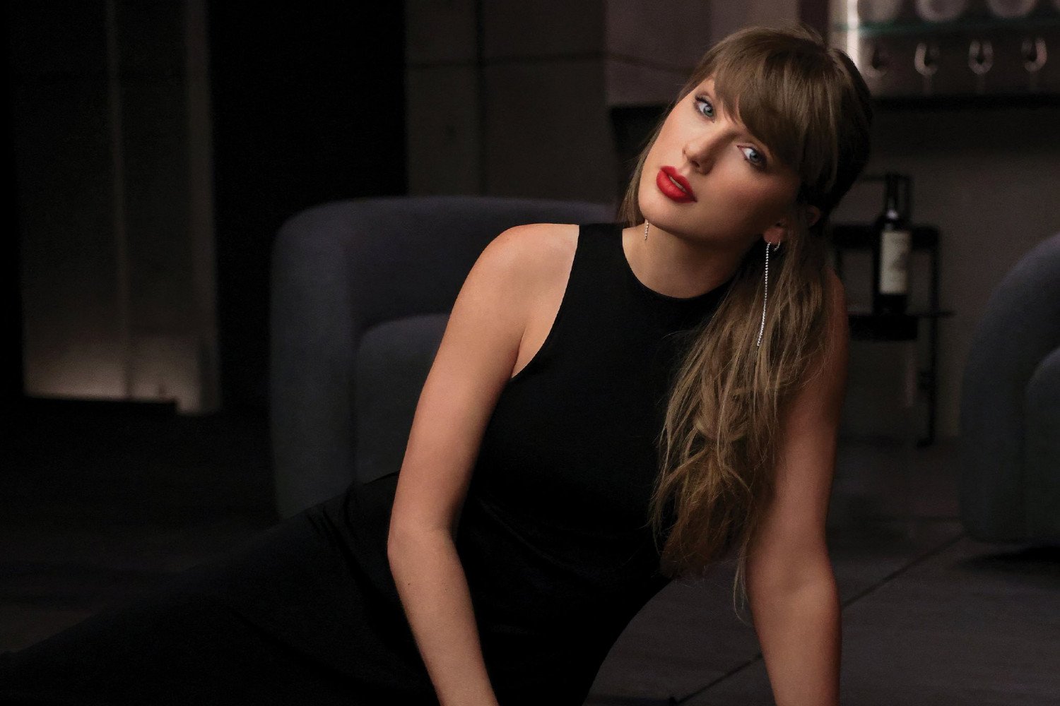 Taylor Swift: Πώς μία αμήχανη συζήτηση μεταξύ φίλων ενέπνευσε το νέο single «Patient Zero»
