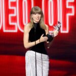 MTV VMA 2026: Η Taylor Swift αφιέρωσε το βραβείο για το Βίντεο της Χρονιάς στην Dolly Parton